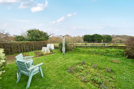 1384828-3-6929cd4ad6