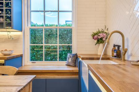 1406886-23-697baf438