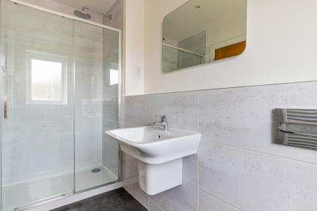 A06 - 40 Furzedown R