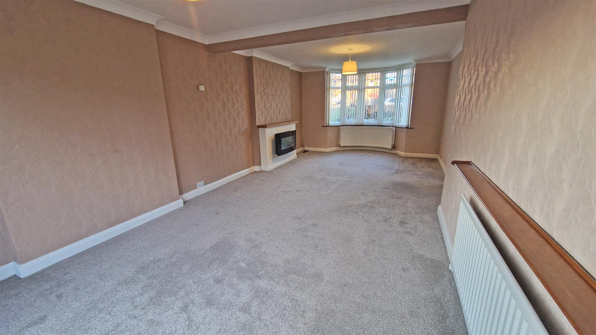 3 bedroom Detached House for sale in Atherstone