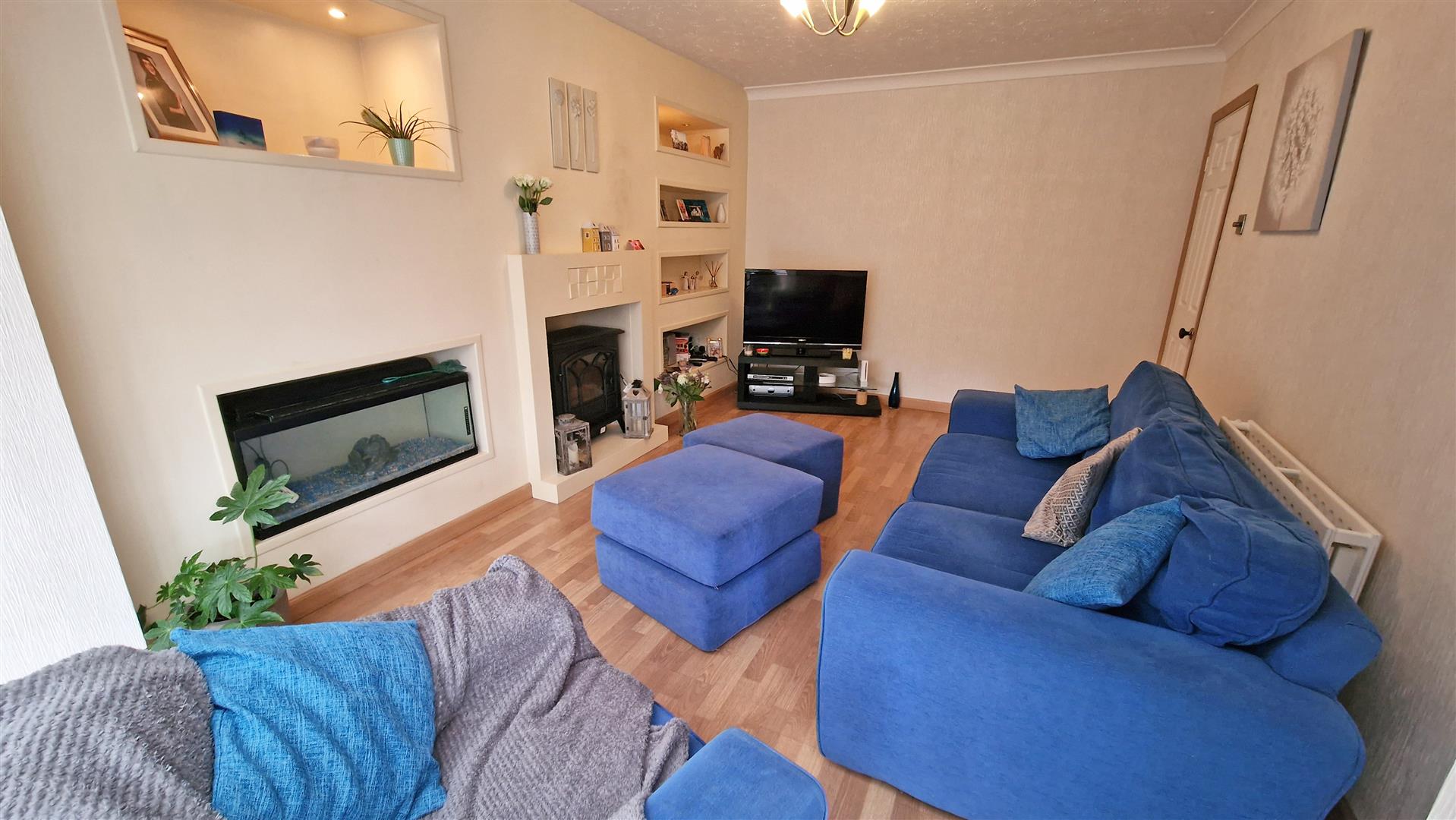 4 bedroom Detached House for sale in Atherstone