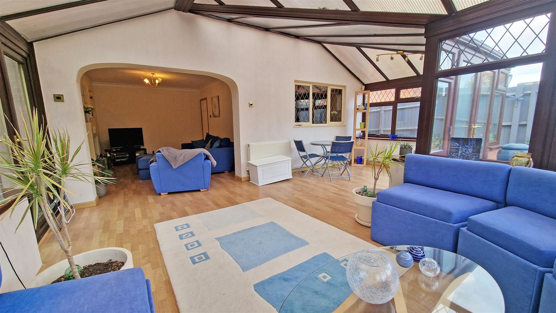 4 bedroom Detached House for sale in Atherstone