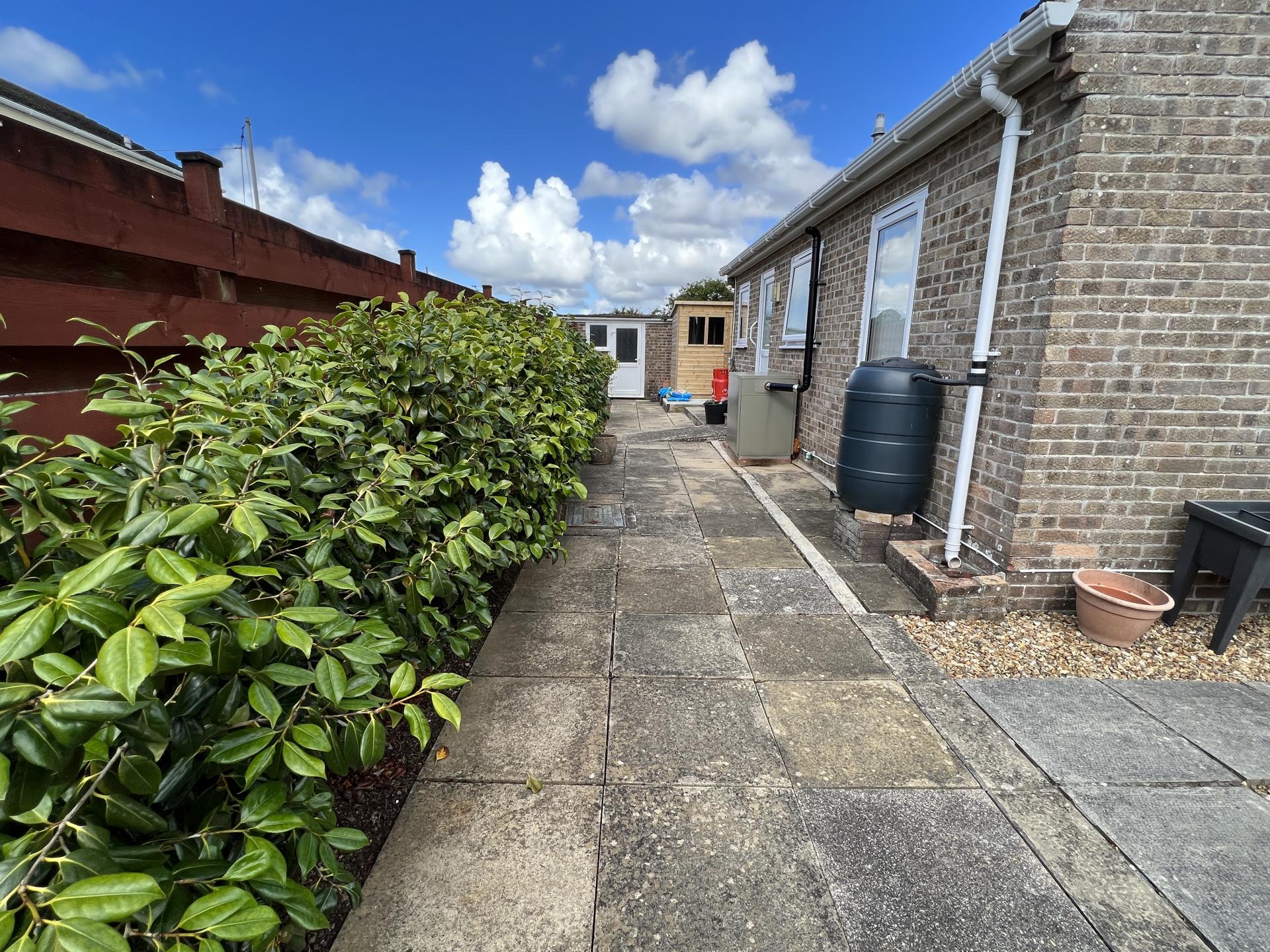 2 bedroom Detached Bungalow for sale in Penzance