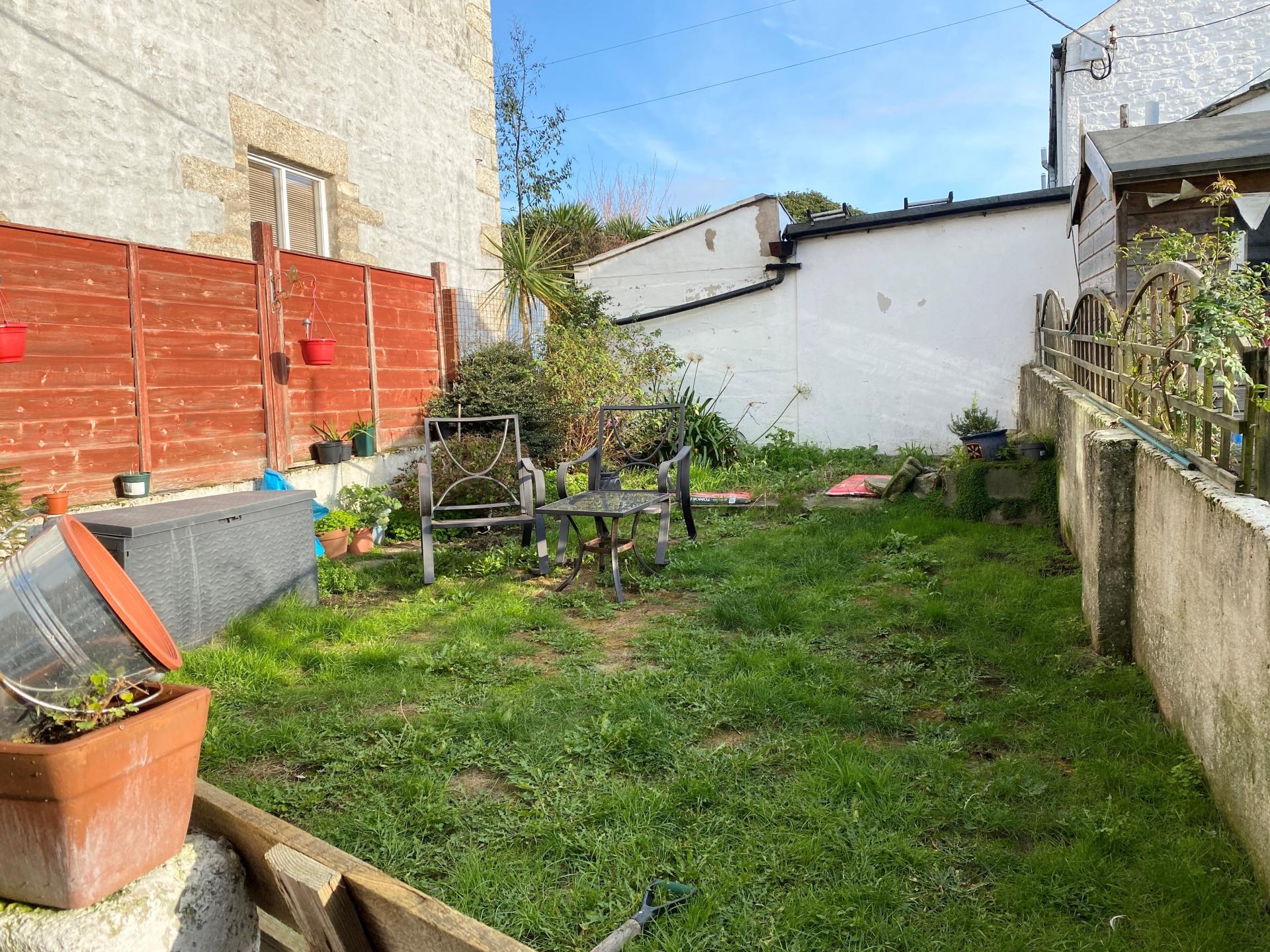 2 bedroom End of Terrace House for sale in Penzance