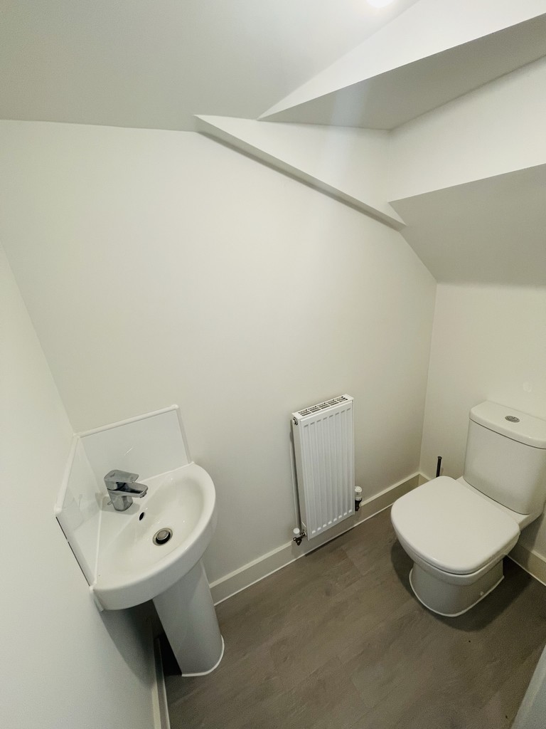 2 bedroom Terraced House for rent in Penzance