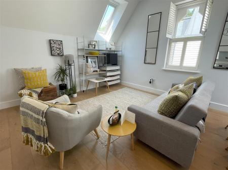 sitting room .jpg