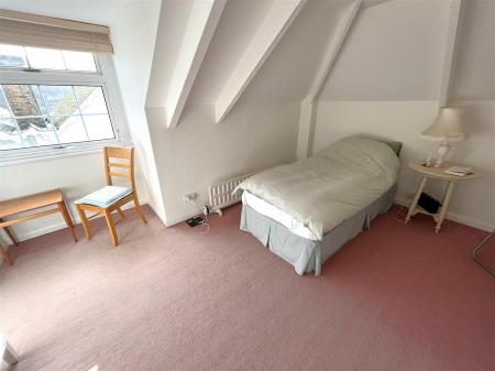 2nd floor bedroom.JPG