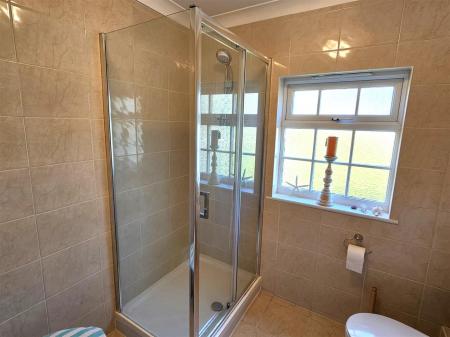 Shower en suite