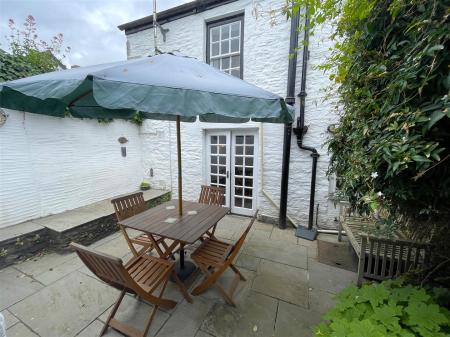 Rear Courtyard