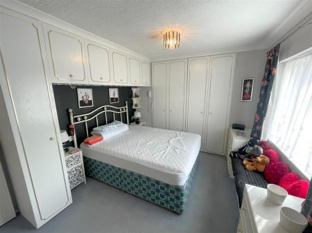 bedroom one .jpg