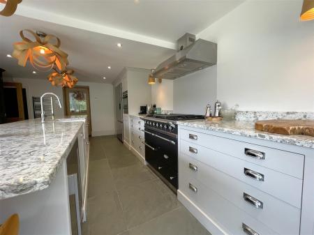 kitchen 4.jpeg