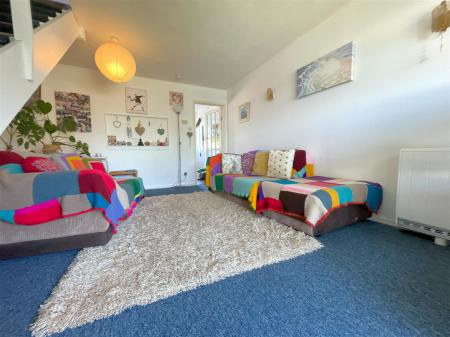 sitting room 2.jpg