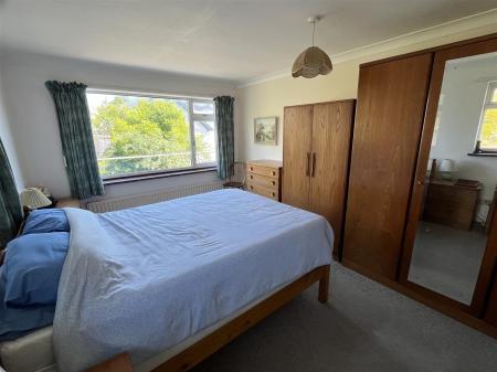 bedroom.JPG