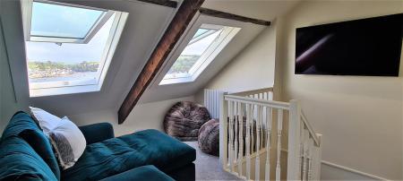 Sitting room (3).jpg