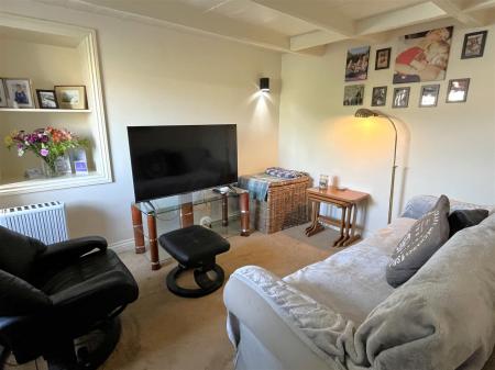 sitting room .JPG