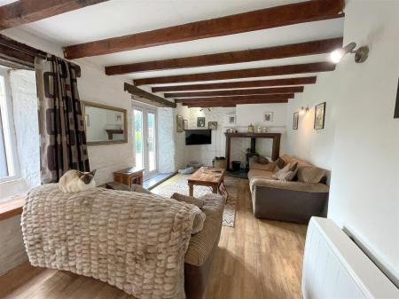 sitting room .jpg