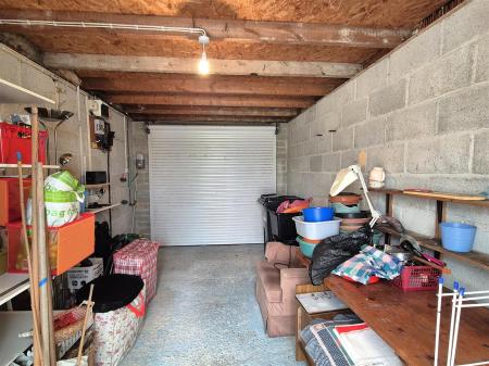 Garage.jpg