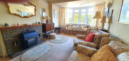sitting room.jpg