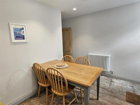Kitchen dining room