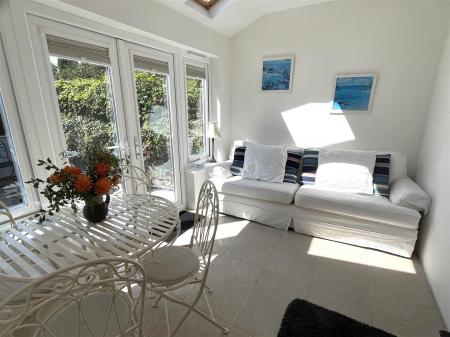 entrance room.JPG
