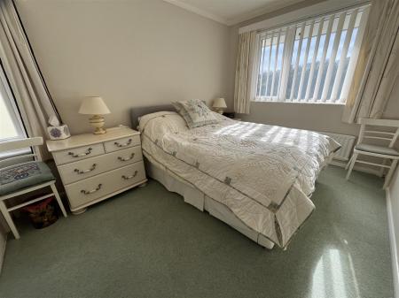 Bedroom 2.JPG