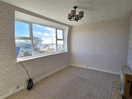 bedroom, sitting room