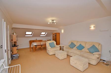 Lounge Dining Room
