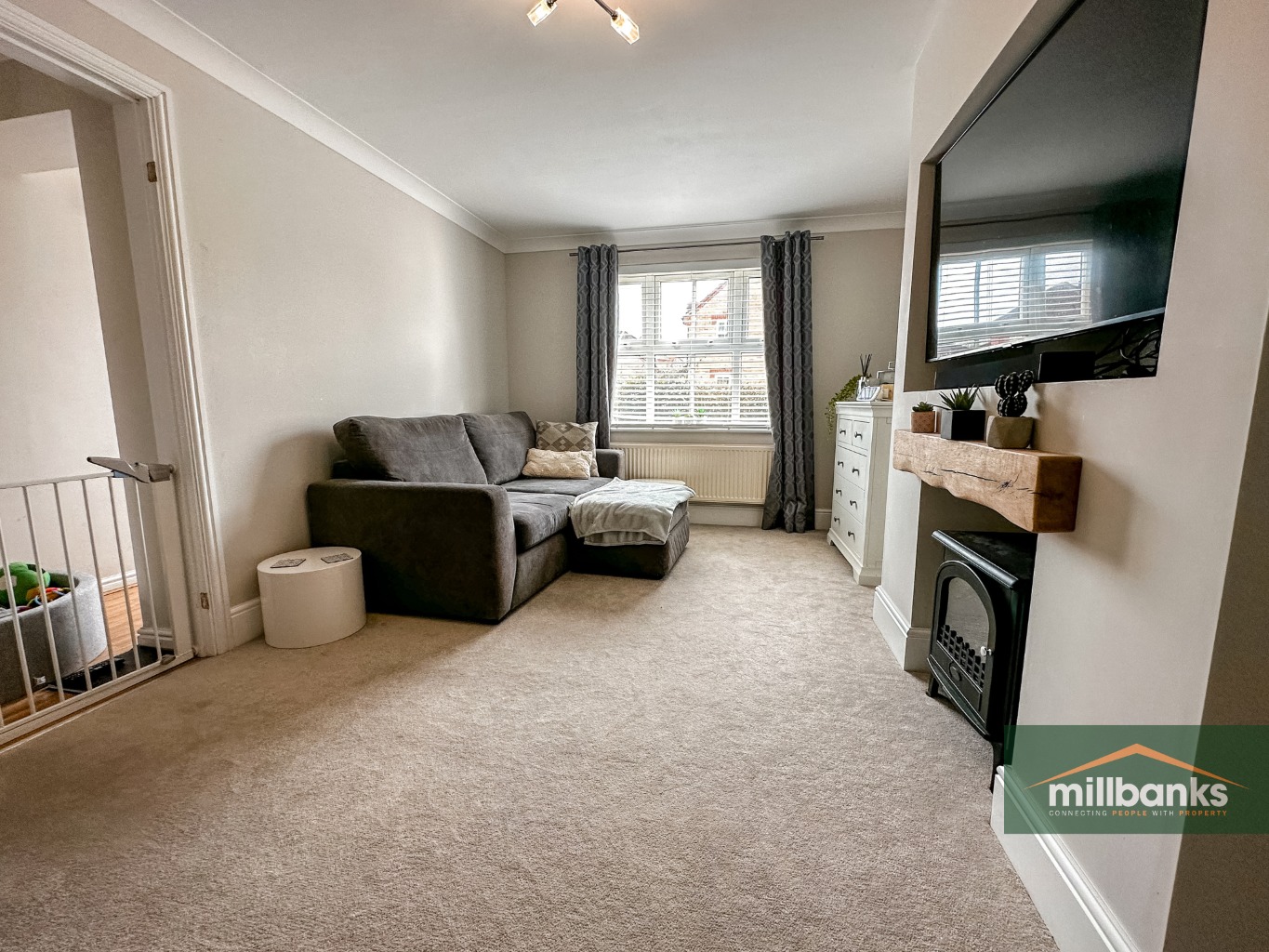 4 bedroom Detached House for sale in Attleborough