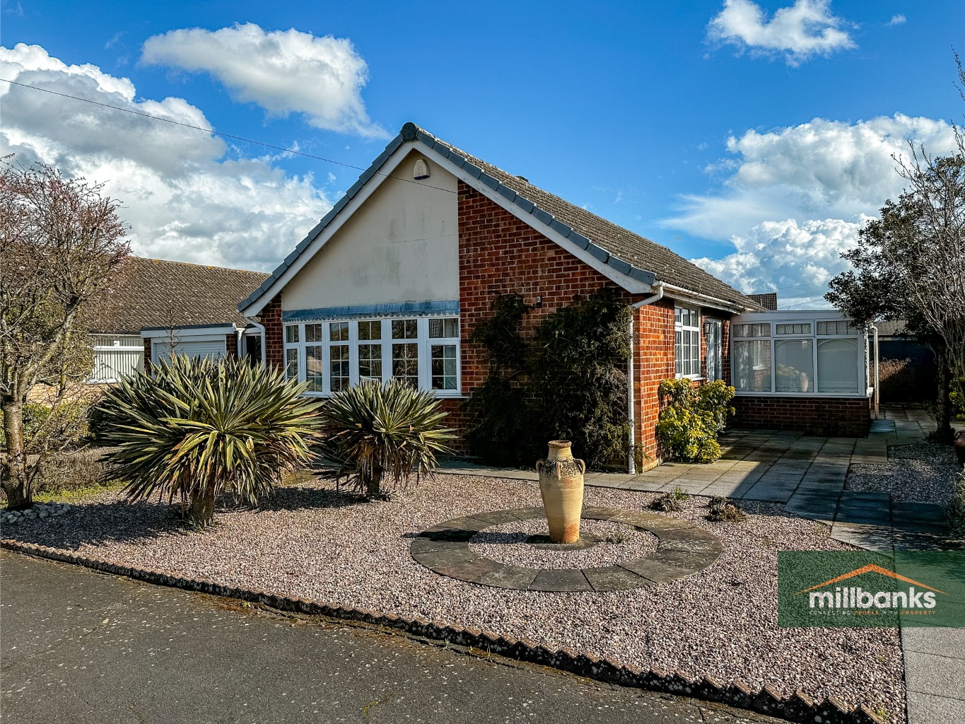 3 bedroom Detached Bungalow for sale in Attleborough
