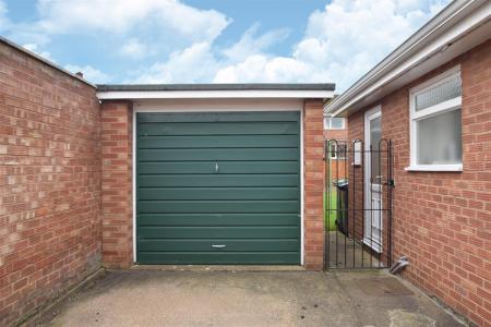 garage.jpg