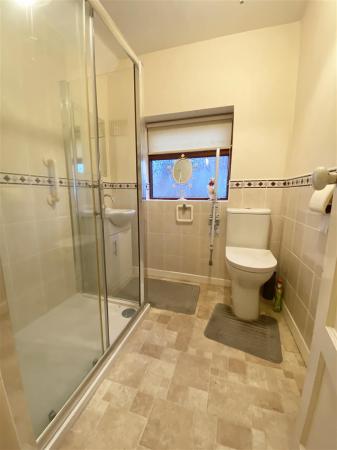 Shower Room.jpeg