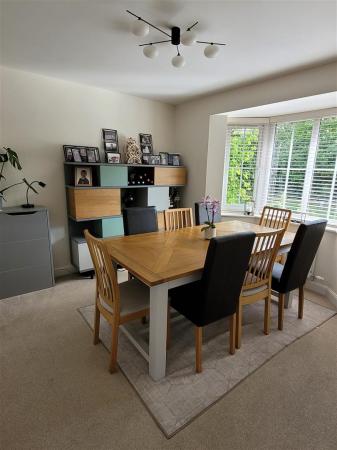 Dining Room.jpg