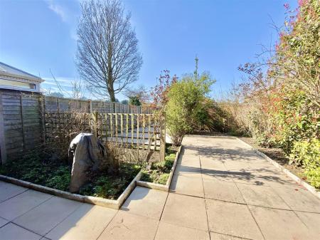 garden 1.jpg