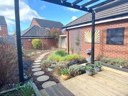 Rear Garden 2.jpg