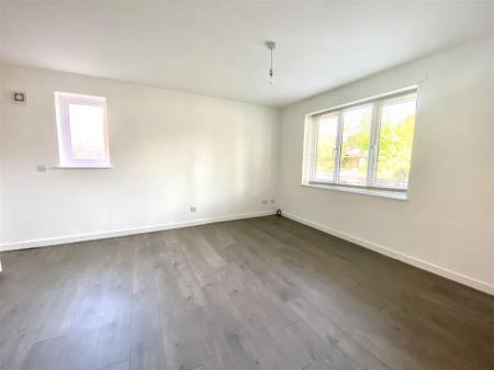 91 Lambourne-5.jpg