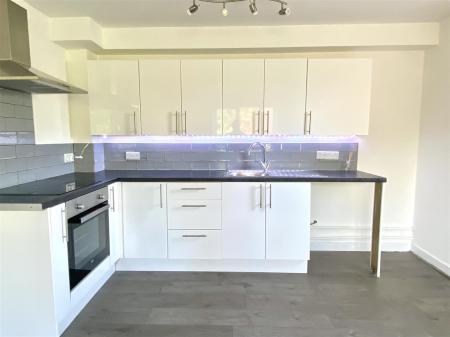 91 Lambourne-3.jpg