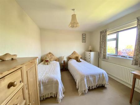 Tilstock Cres-4.jpg