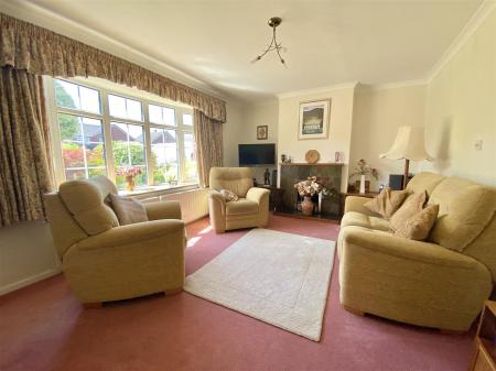 Tilstock Cres-14.jpg