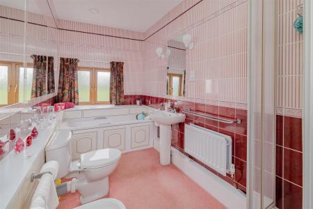 interior37.jpg