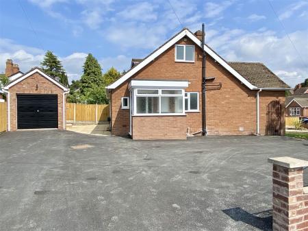 10 Cedars Drive-13.jpg