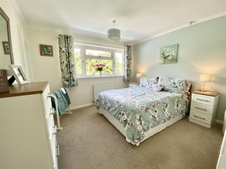 2 Eldon Drive-5.jpg