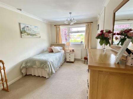 2 Eldon Drive-7.jpg