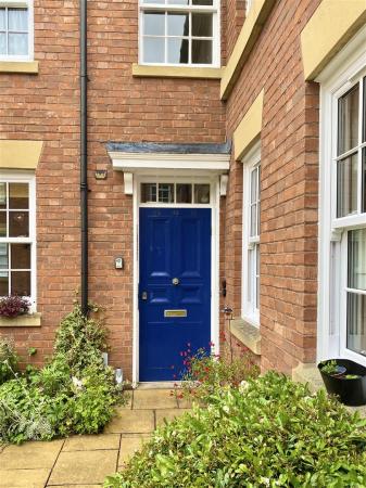 31 Thomas Court-2.jpg