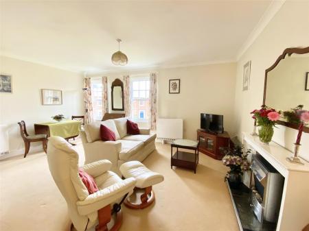 31 Thomas Court-14.jpg