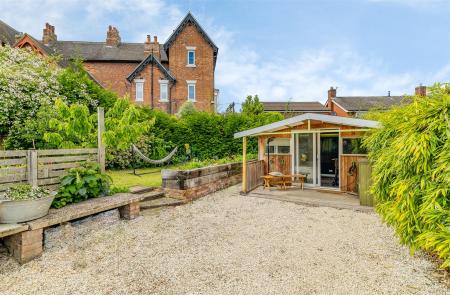 Summerhouse.jpg
