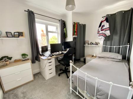 1 Cruckton Close-8.jpg