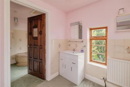 interior28.jpg