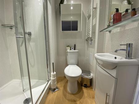 34 moreton crescent -6.jpg