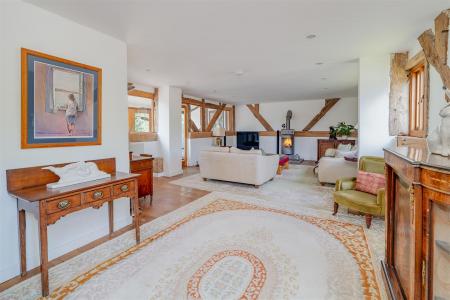 interior04.jpg