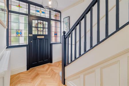 interior13.jpg